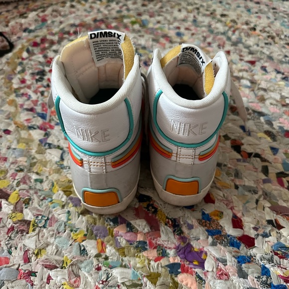 Nike Blazer Mid '77 Infinite 'White Kumquat' - Picture 3 of 5
